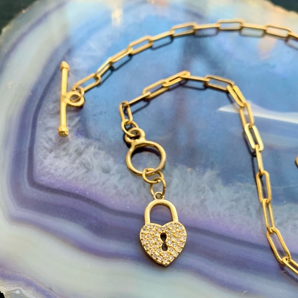 Paperclip Link Necklace with ‘Diamond’ Heart Locket Pendant Charm - Picture 2 of 5